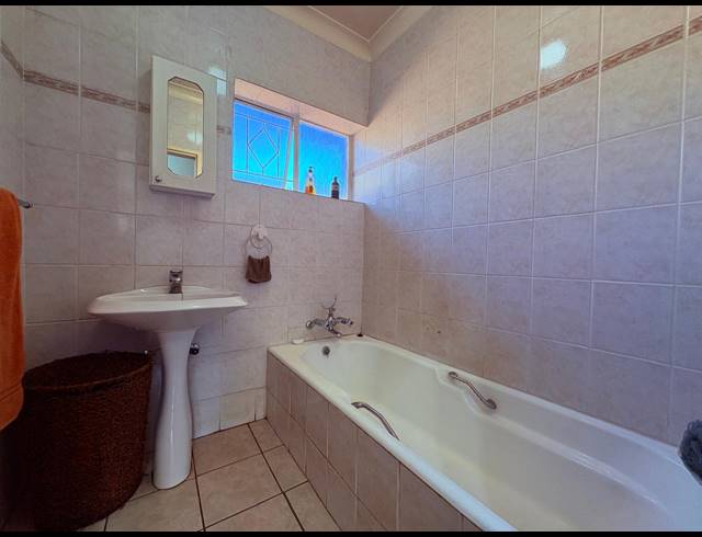 4 BEDROOM HOUSE FOR SALE IN DALPARK